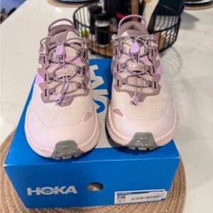 Hoka Women’s Transport GTX New Cosmic Pearl with box - Only wore once